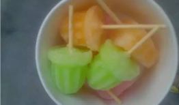 网红冰淇淋蜜瓜冰着吃,夏日清凉新体验